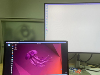 Ubuntu桌面.jpg