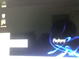 壁纸上写的还是Fedora Core